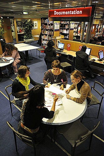 Groupe de travail à La Cité des métiers